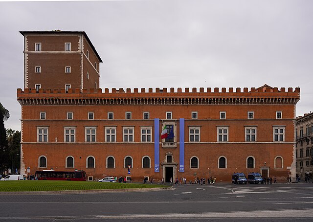 Palazzo Venezia (Rome) - Exterior.