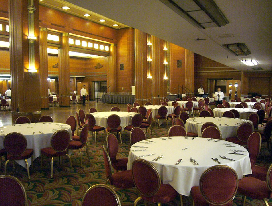The first class dining room of the RMS Queen Mary.