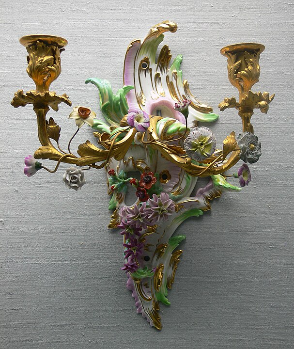 Porcelain and ormolu sconce for candles, Royal Porcelain Factory, Berlin, 1770.